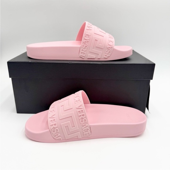 Versace Shoes - NWT Versace Palazzo slides - SIZE 36, US6